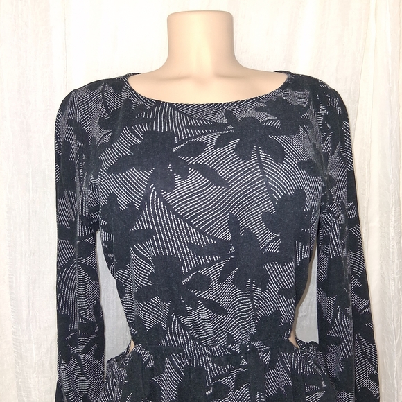 Universal Thread Black and Gray Long Sleeve Dress Women Size M - Picture 4 of 14